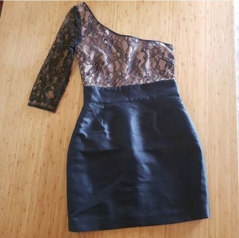 Camilla & Marc Black Wool Silk Lace Party Cocktail Dress