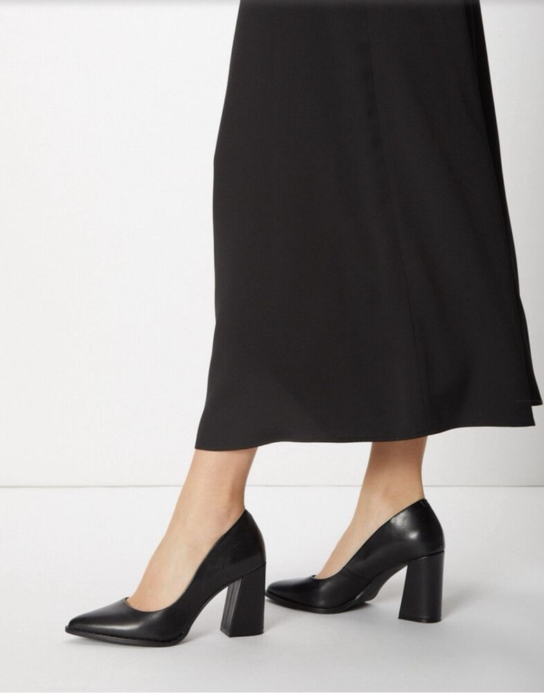 Isabella Anselmi - Mercury Heel