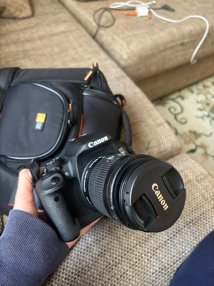 Canon EOS700D