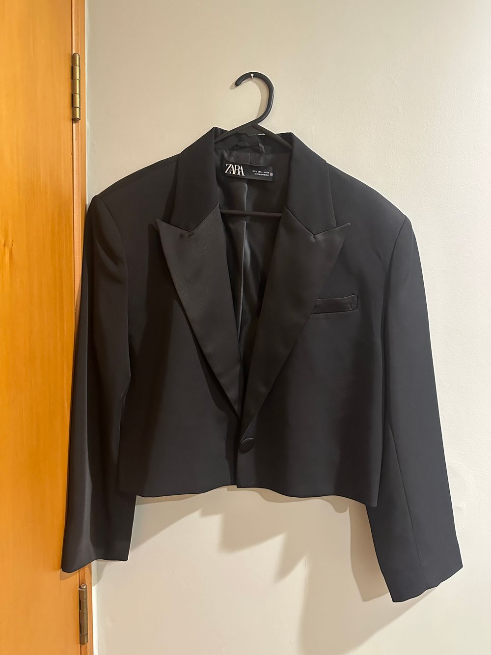Zara Black Cropped Blazer