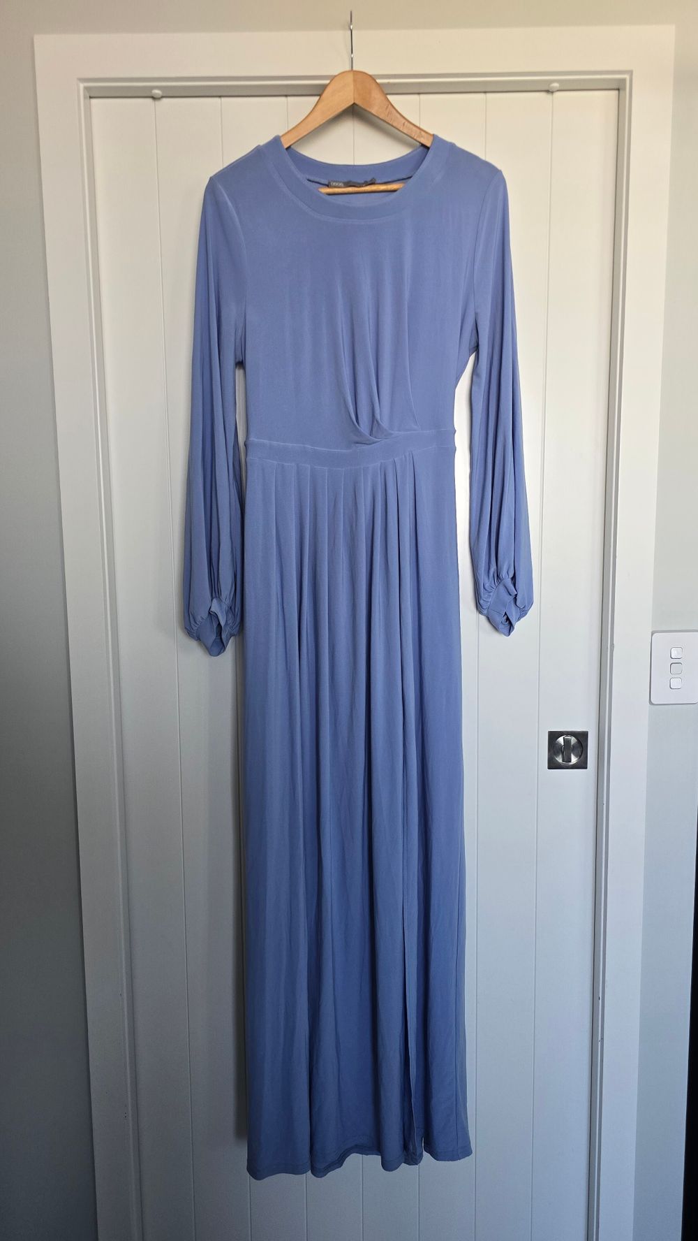 ASOS - ASOS Light Blue maxi dress (16) on Designer Wardrobe ASOS - ASOS Light Blue maxi dress (16) on Designer Wardrobe