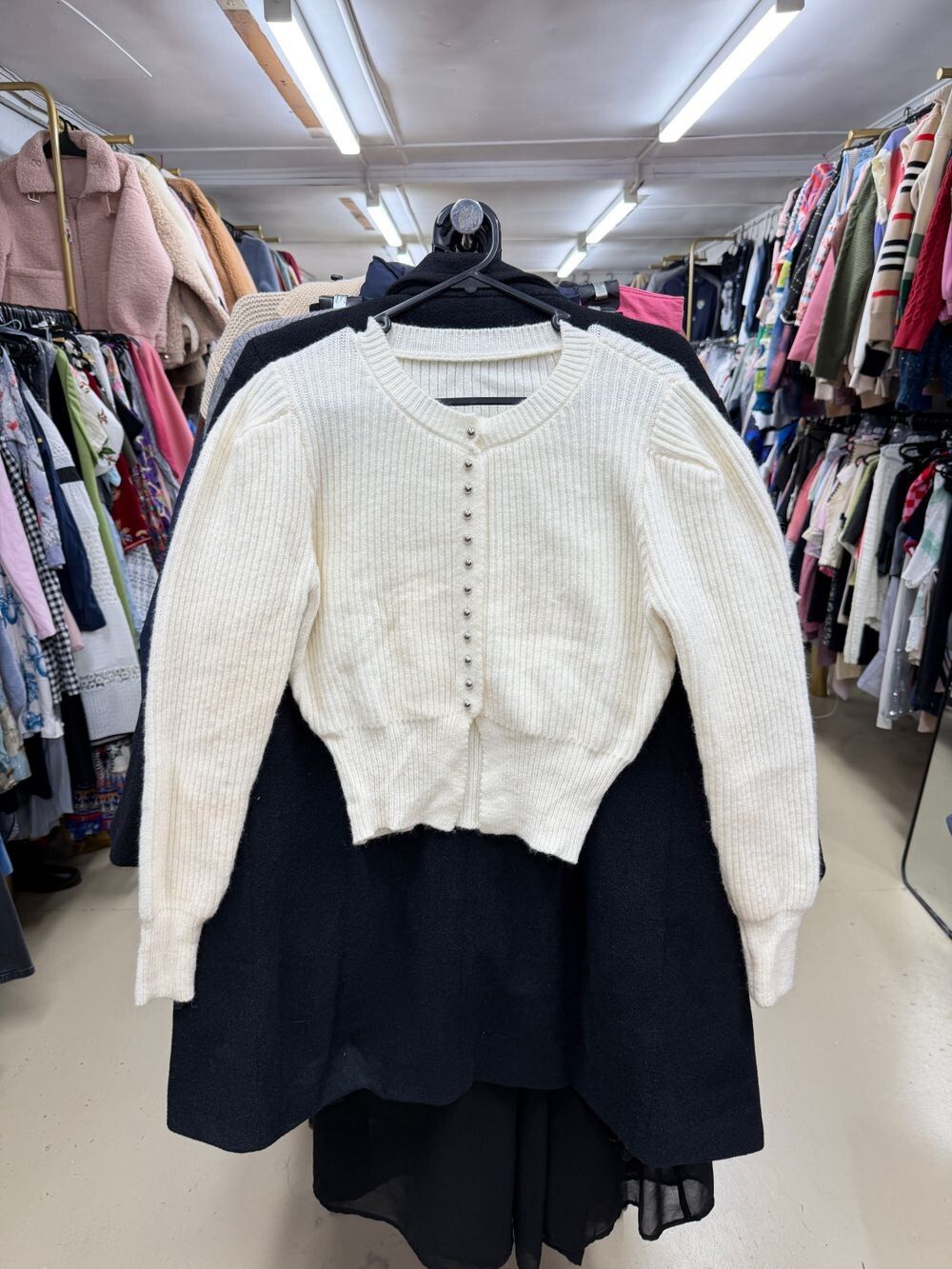 Brand New Ivory Ribbed Button Knit Cardigan Sweater Size 8