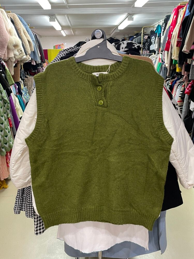Brand New Olive Green Soft Knit Vest Size 16