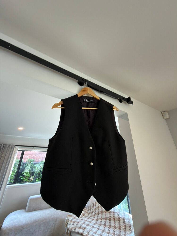 Zara Black Vest Size L