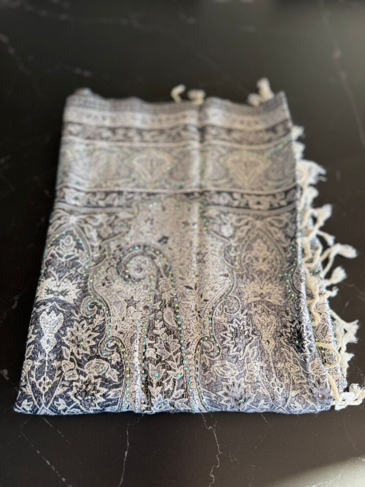 Pashmina shawl pure wool