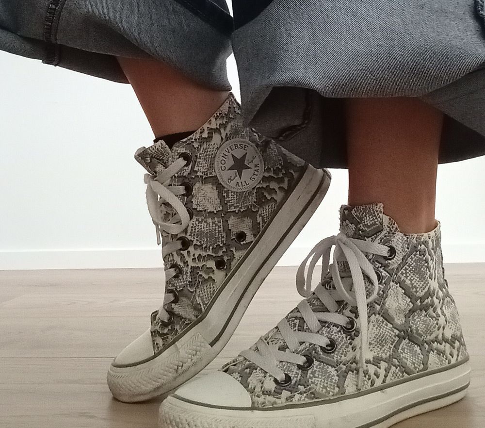 Converse all stars