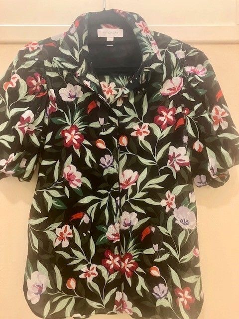 Witchery cotton jungle bird print blouse with puff sleeves