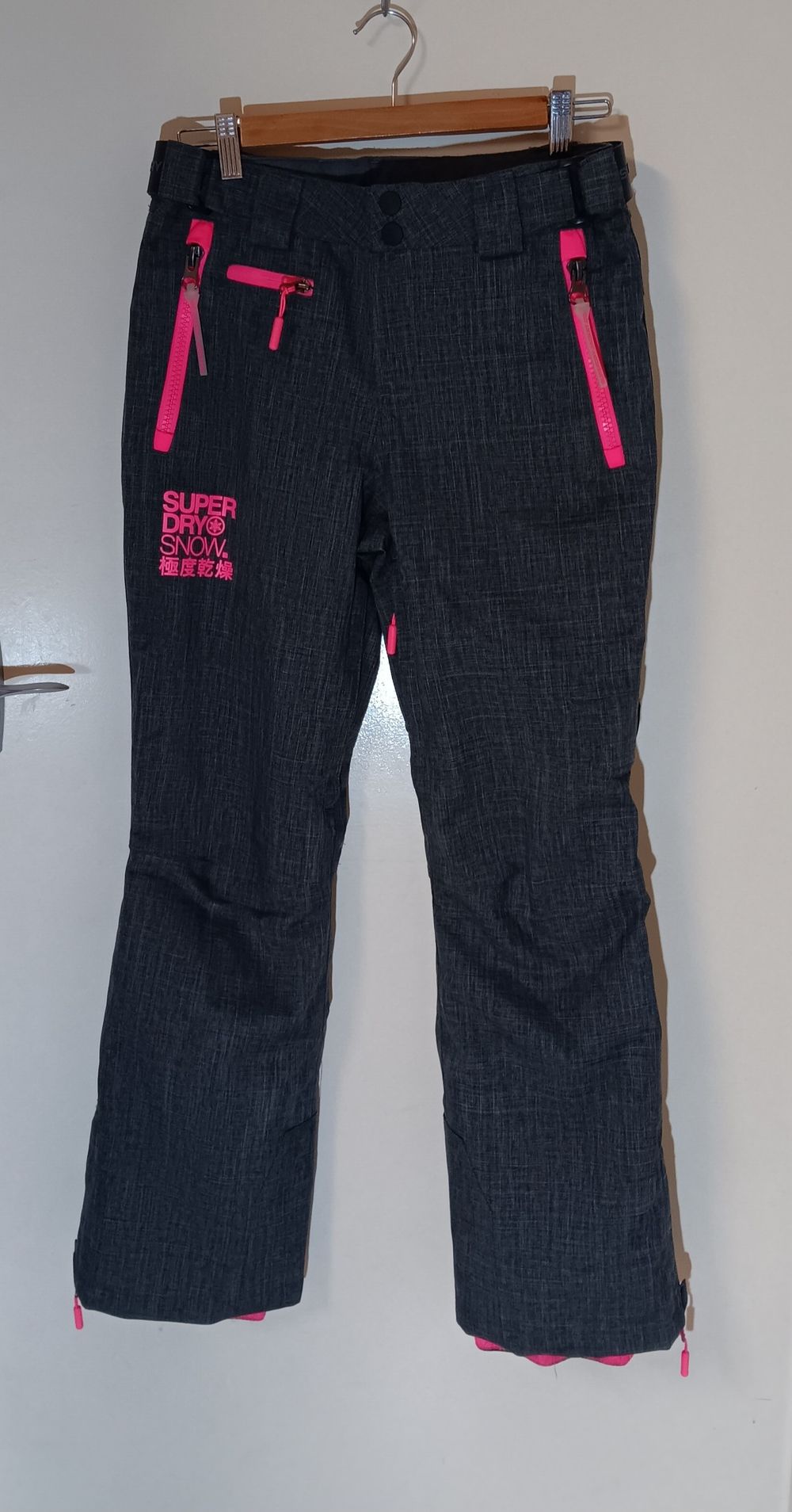 SUPERDRY Label Grey with Pink Detail SNOW Pants