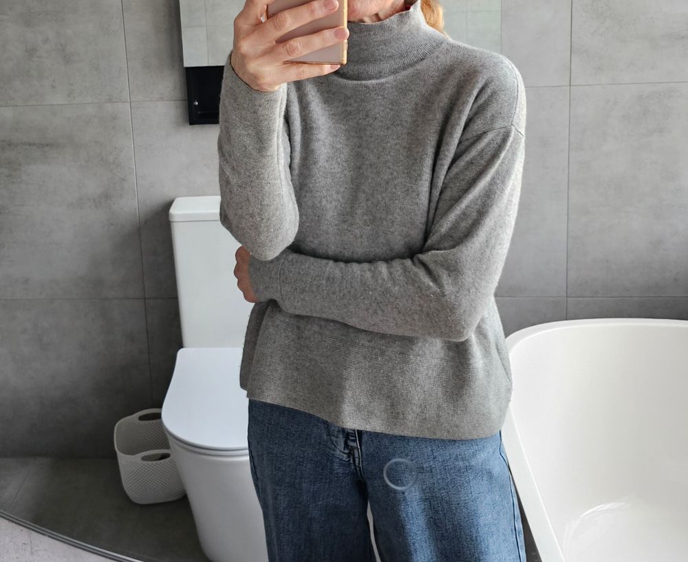 Everlane 100 % cashmere boxy turtleneck jumper