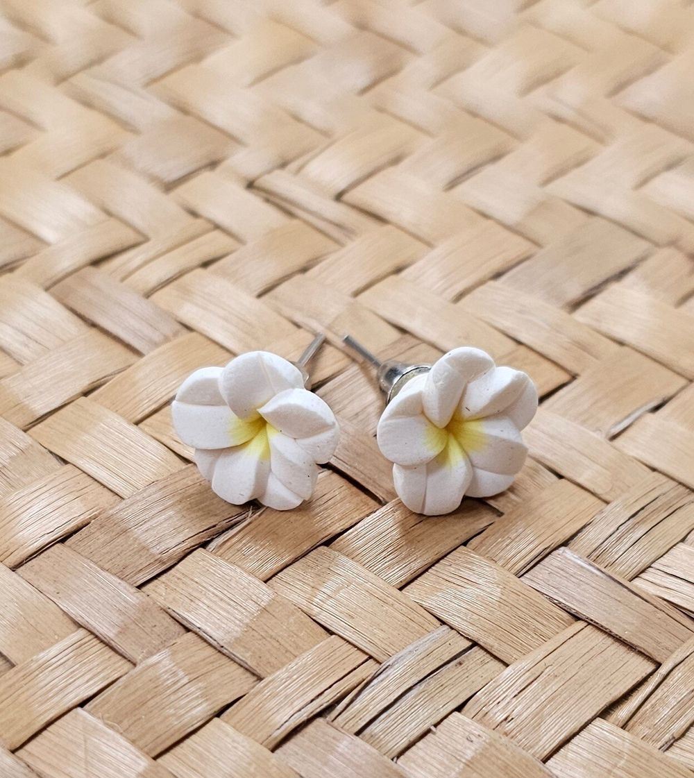 White Floral Earrings from Fiji
