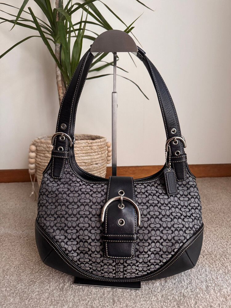 Coach - Vintage Coach Soho Signature Black Shoulder Bag on