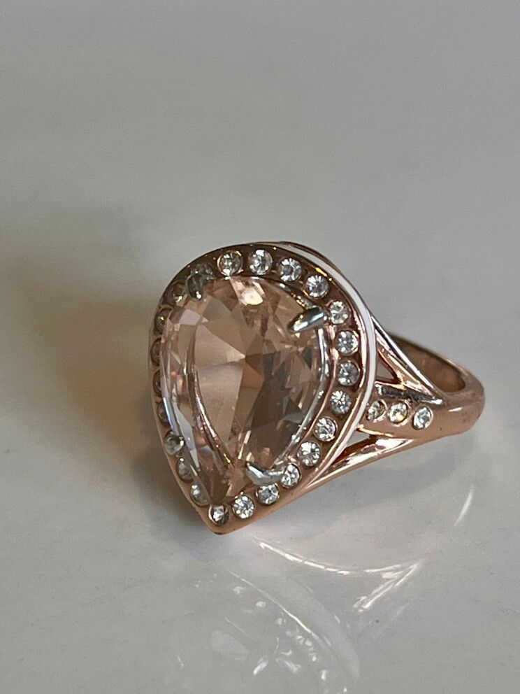 ⚜️MIMCO TOP DROP RING ROSE GOLD WITH CHAMPAGNE COLOURED CRYSTAL SIZE 9