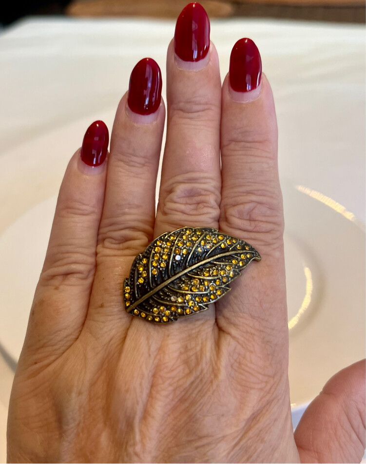 ⚜️SAMANTHA WILLS DEW DROP RING BRASS WITH GOLD CRYSTALS - ADJUSTABLE