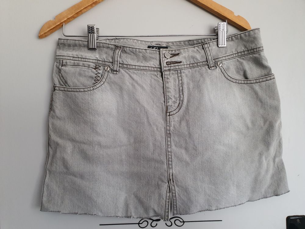 Vintage denim skirt