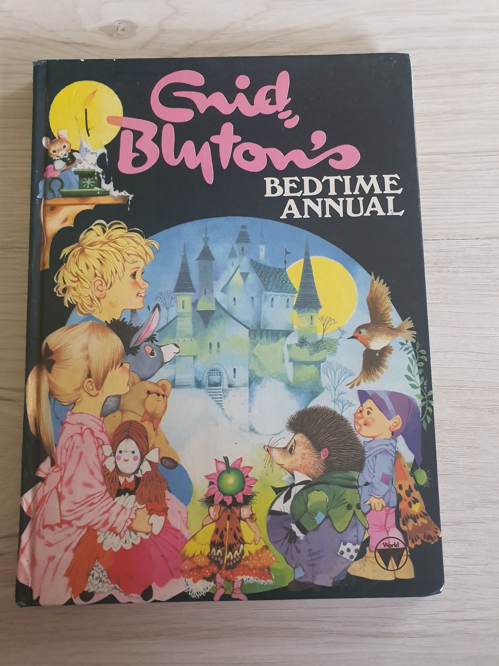 Enid blyton 'bedtime annual'