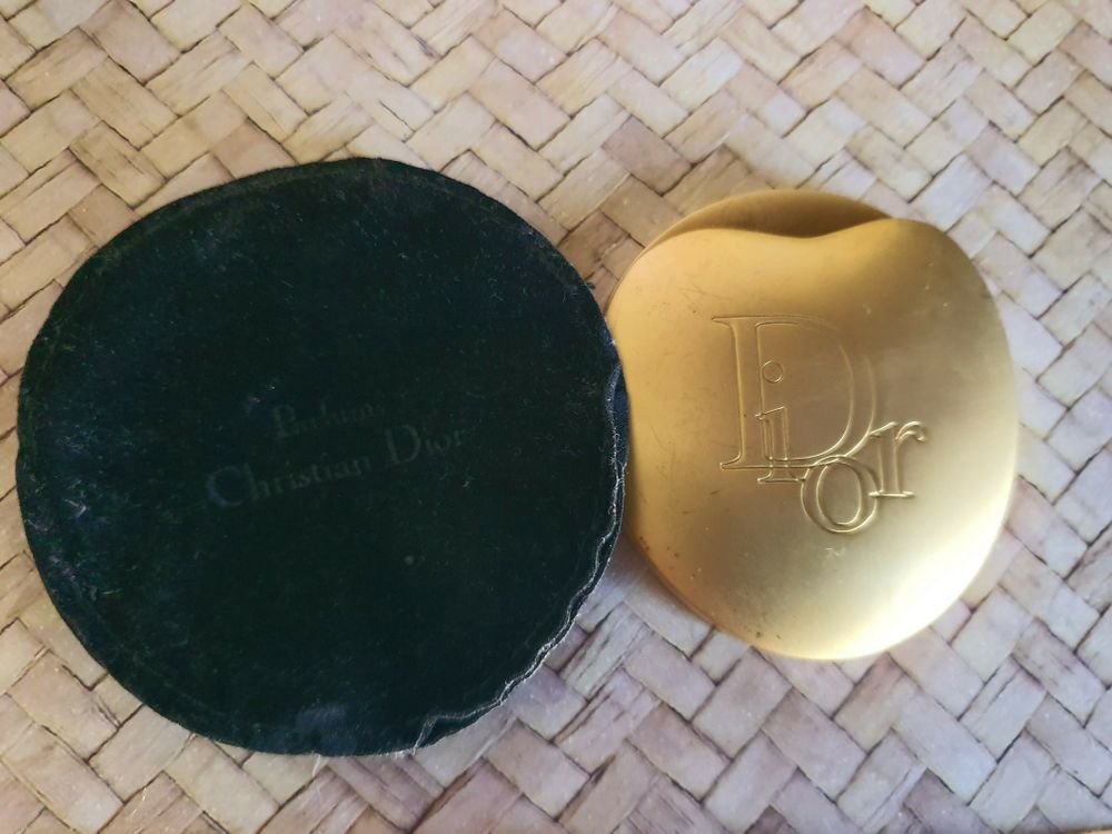 Gold heart shaped compact mirror