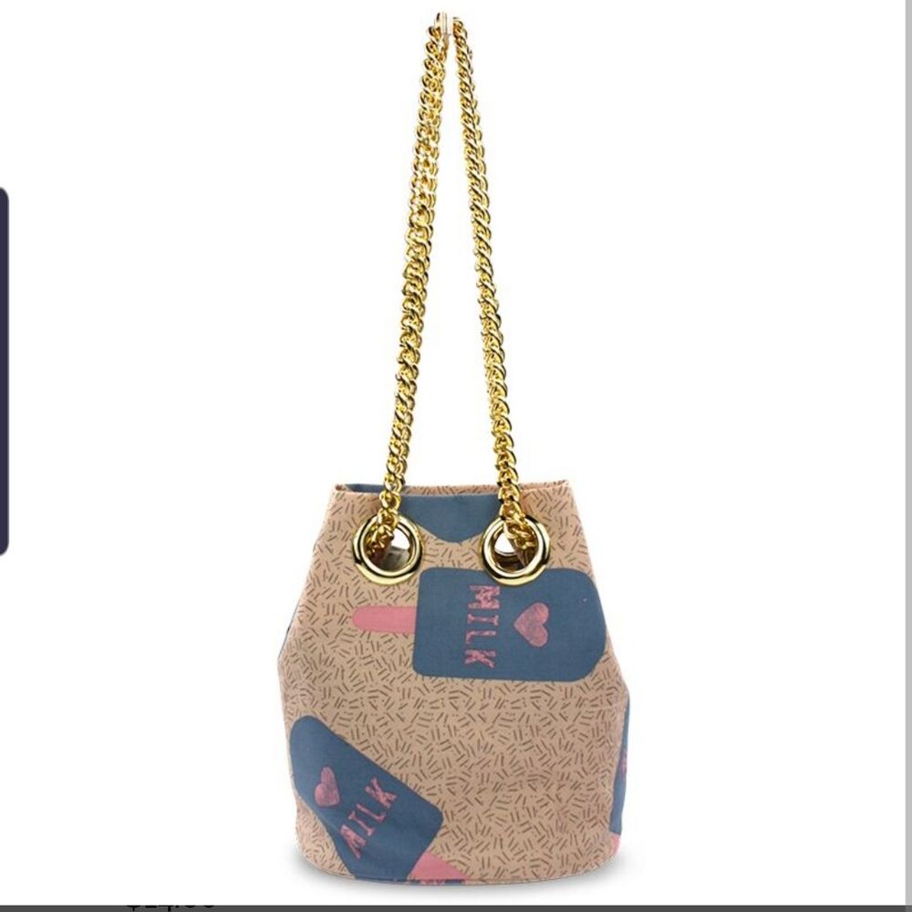 I love milk' bucket bag