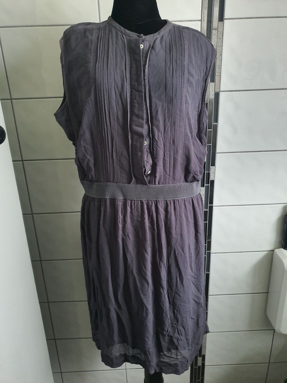 Charcoal sleeveless dress