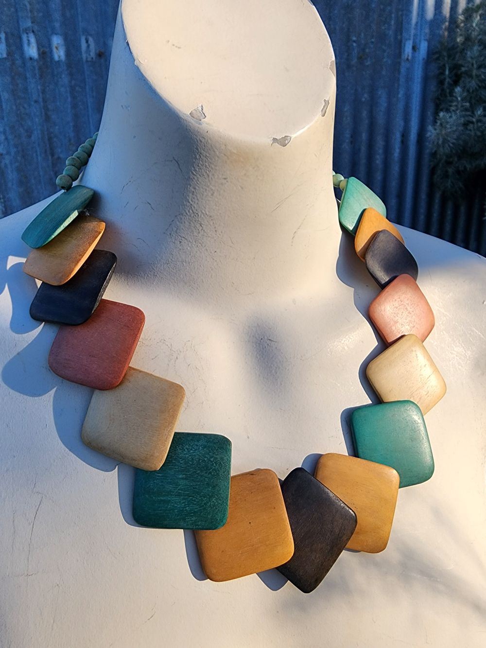 Nuetral tone wooden necklace