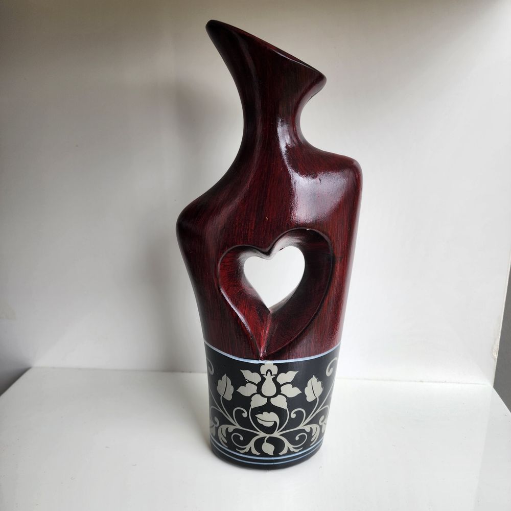 Exotic wooden look heart vase