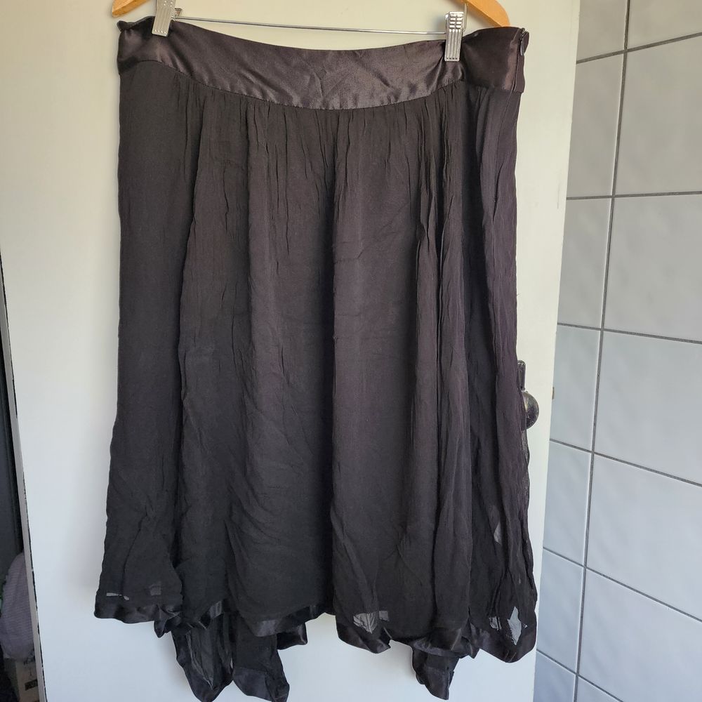 Black skirt