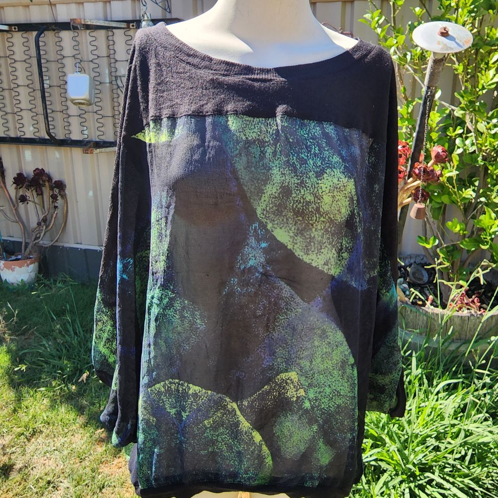Oversized top