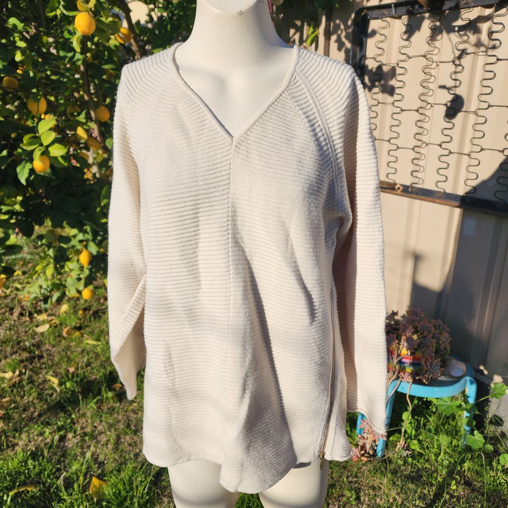 Country Road cream jumper with side zips