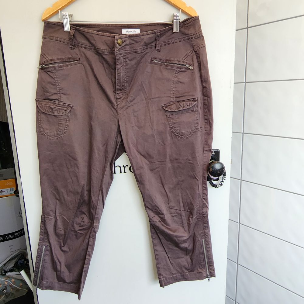 MEREDITH 3/4 PANTS