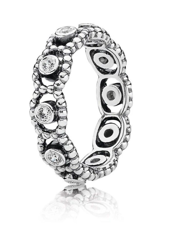 PANDORA "HER MAJESTY" RING