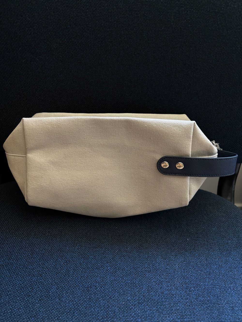Ultraceuticals Beige Case