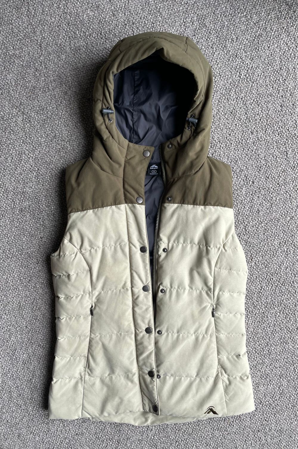 MacPac Hooded Puffer Vest, Size 8