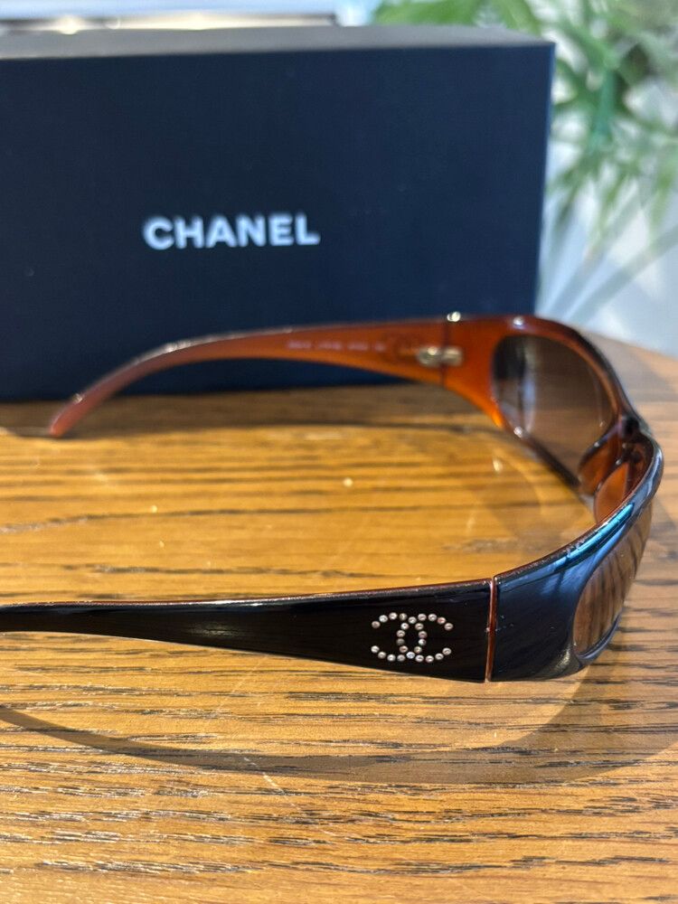 Vintage 2000’s Chanel Sunglasses