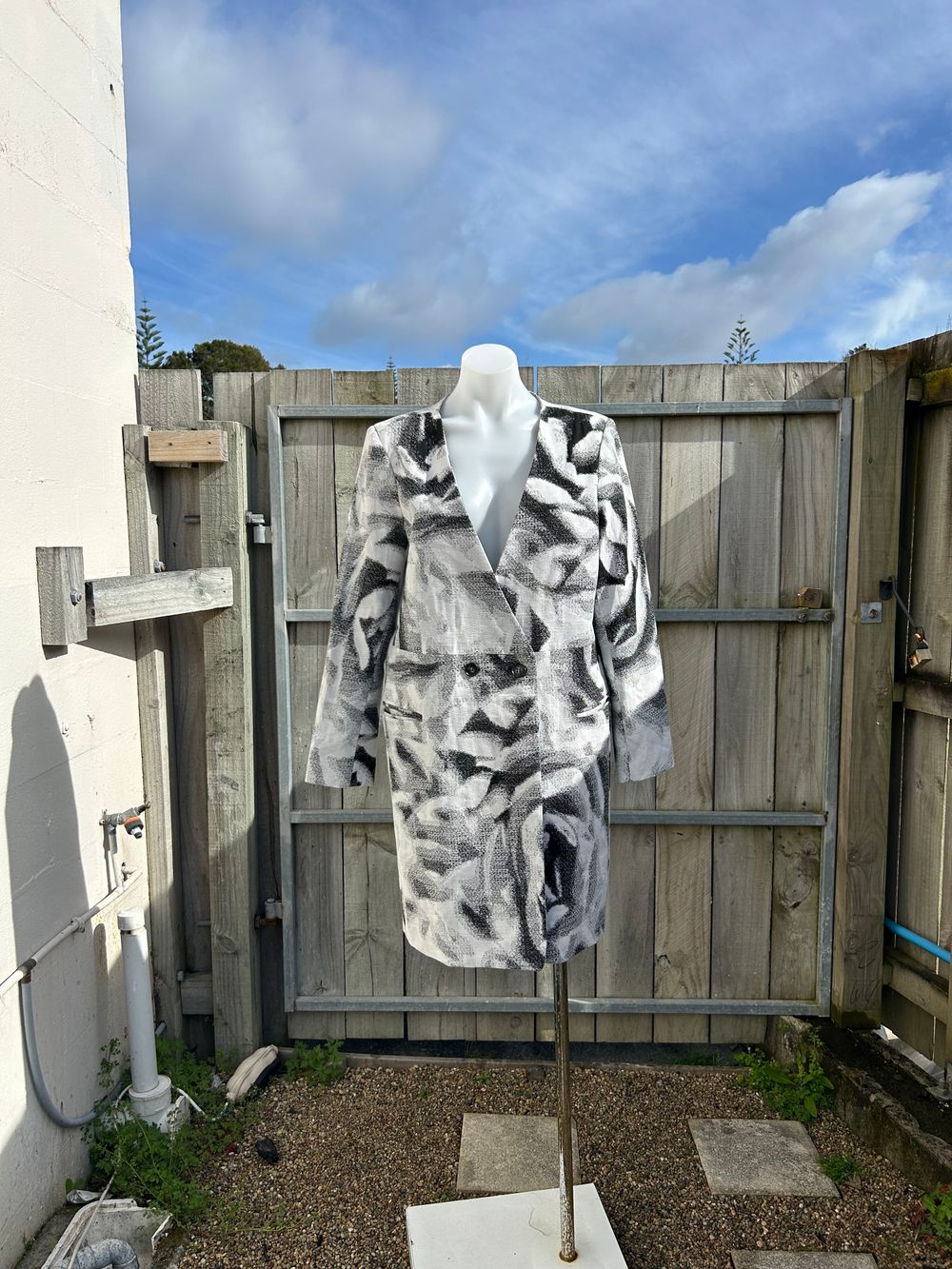 Size 14 - "Trelise Cooper" coat in great condition!