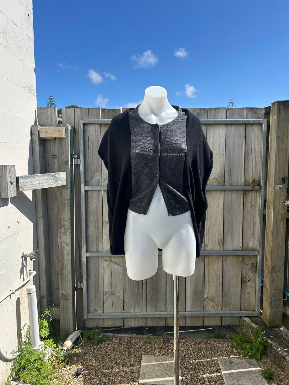 Size 8 - "Ricochet" top/cardi in good condition!