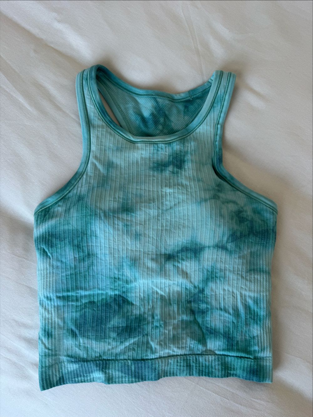 Lululemon Ebb to Street cropped tank