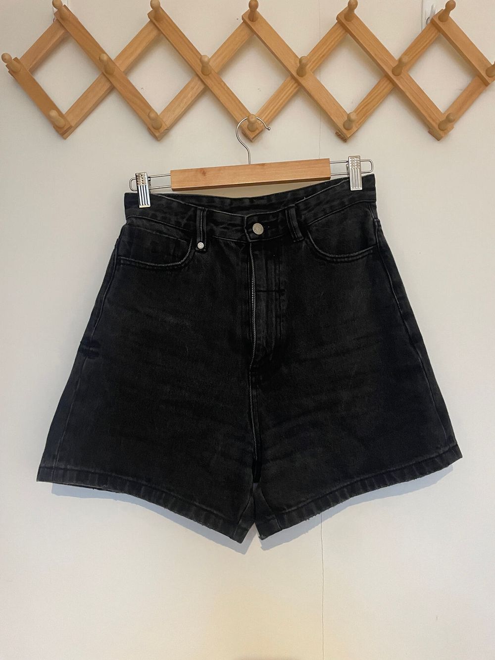THRILLS Black Shorts