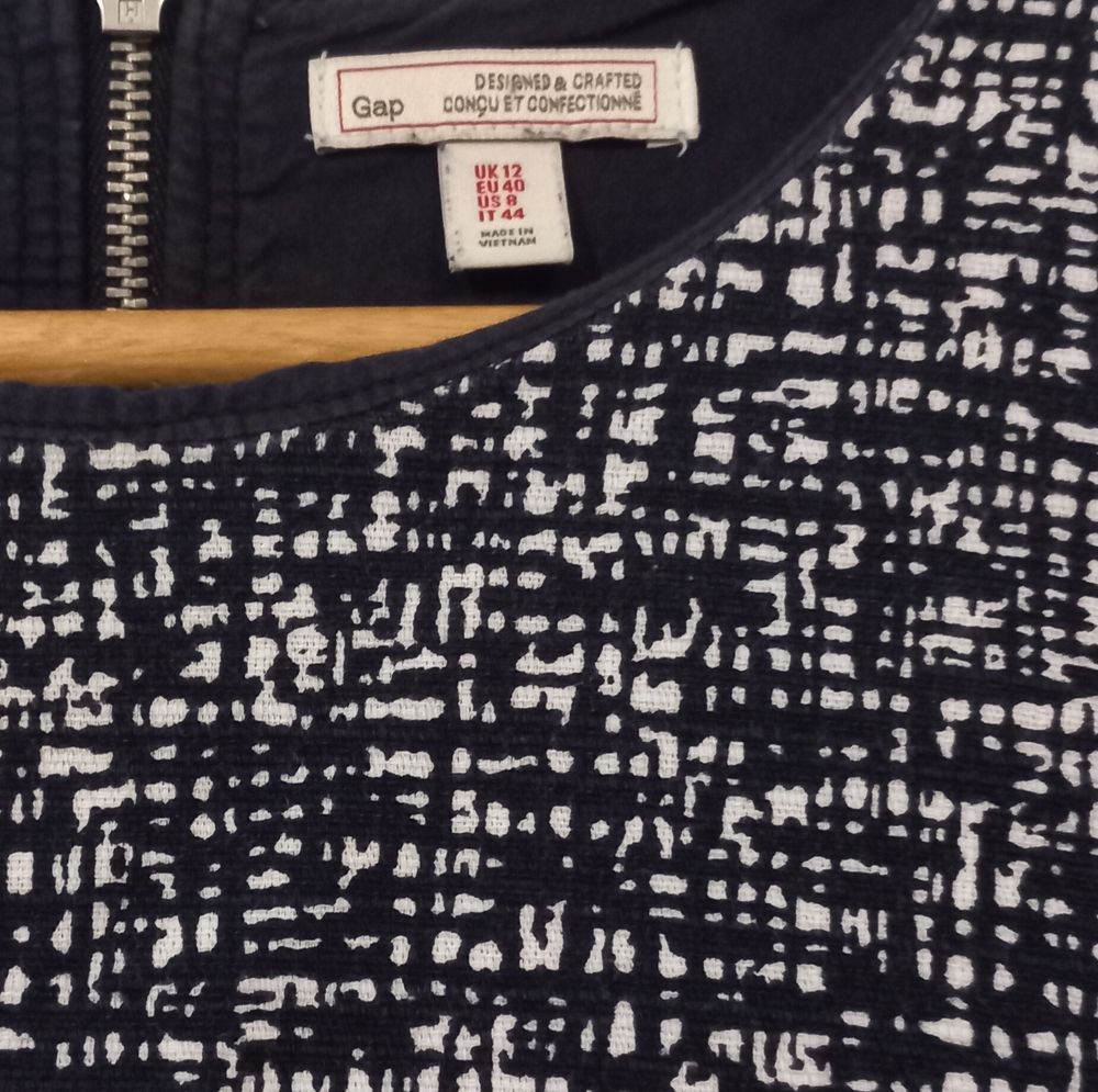 Gap navy print dress
