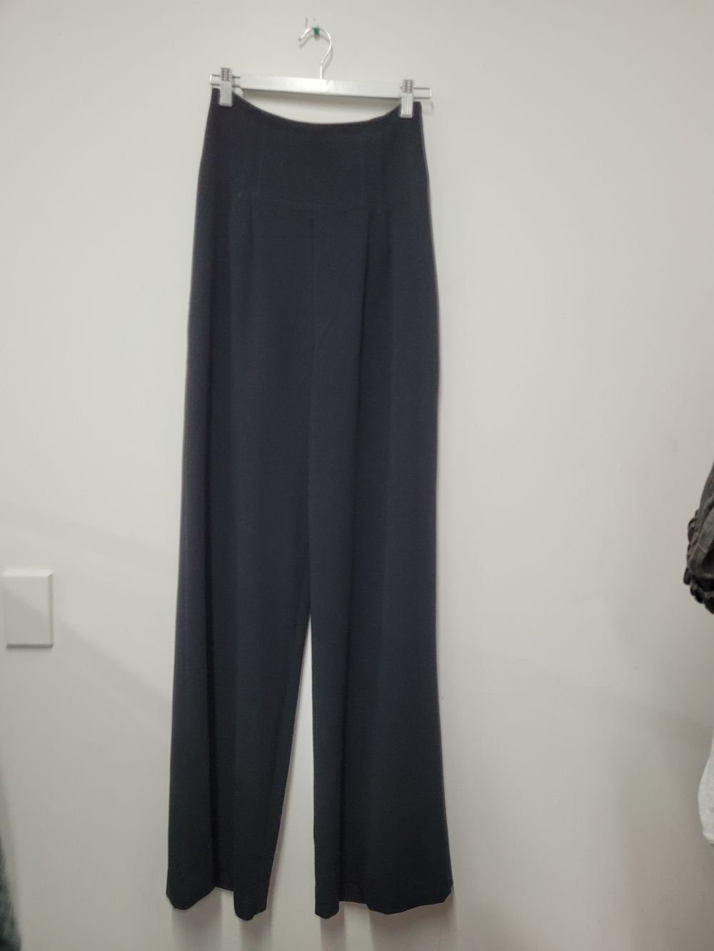 Cue Black Wide Leg Pants