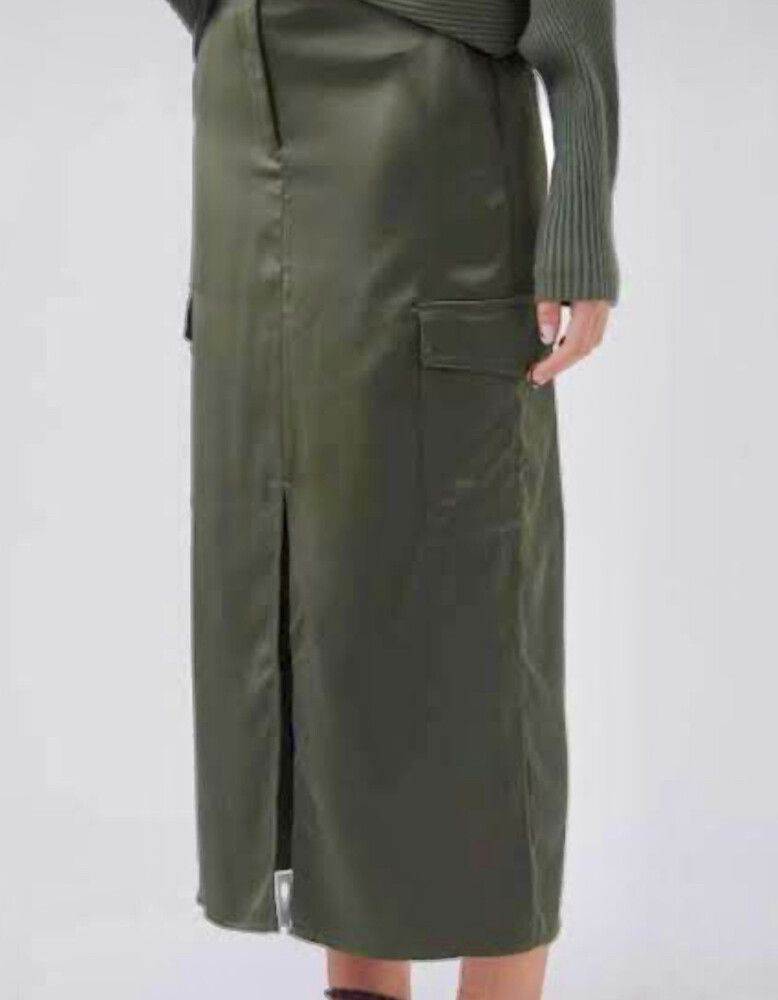 Decjuba Tyra Satin Midi Skirt( Dark Olive)