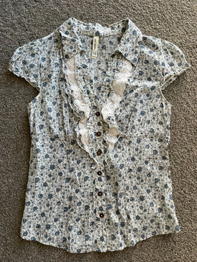 Just Jeans Vintage Blue Floral Short Sleeve Shirt 10
