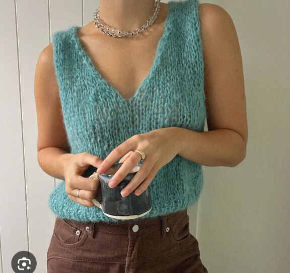 V-neck vest grey