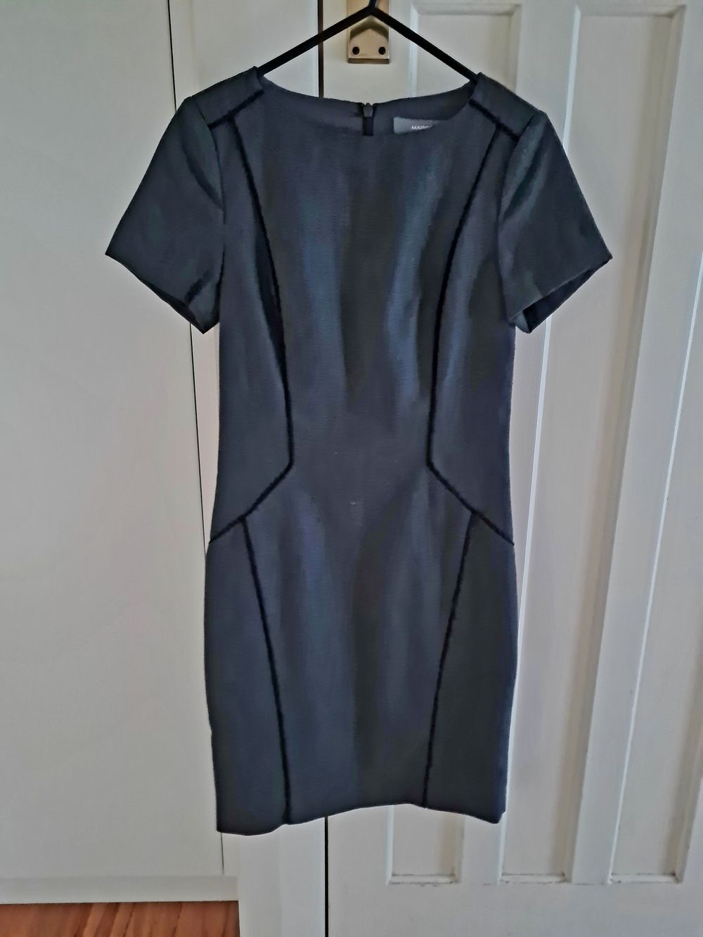 Grey dress
