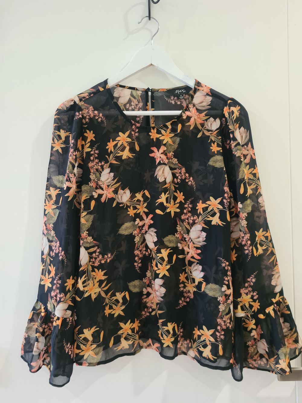 MAX Golden Floral Top