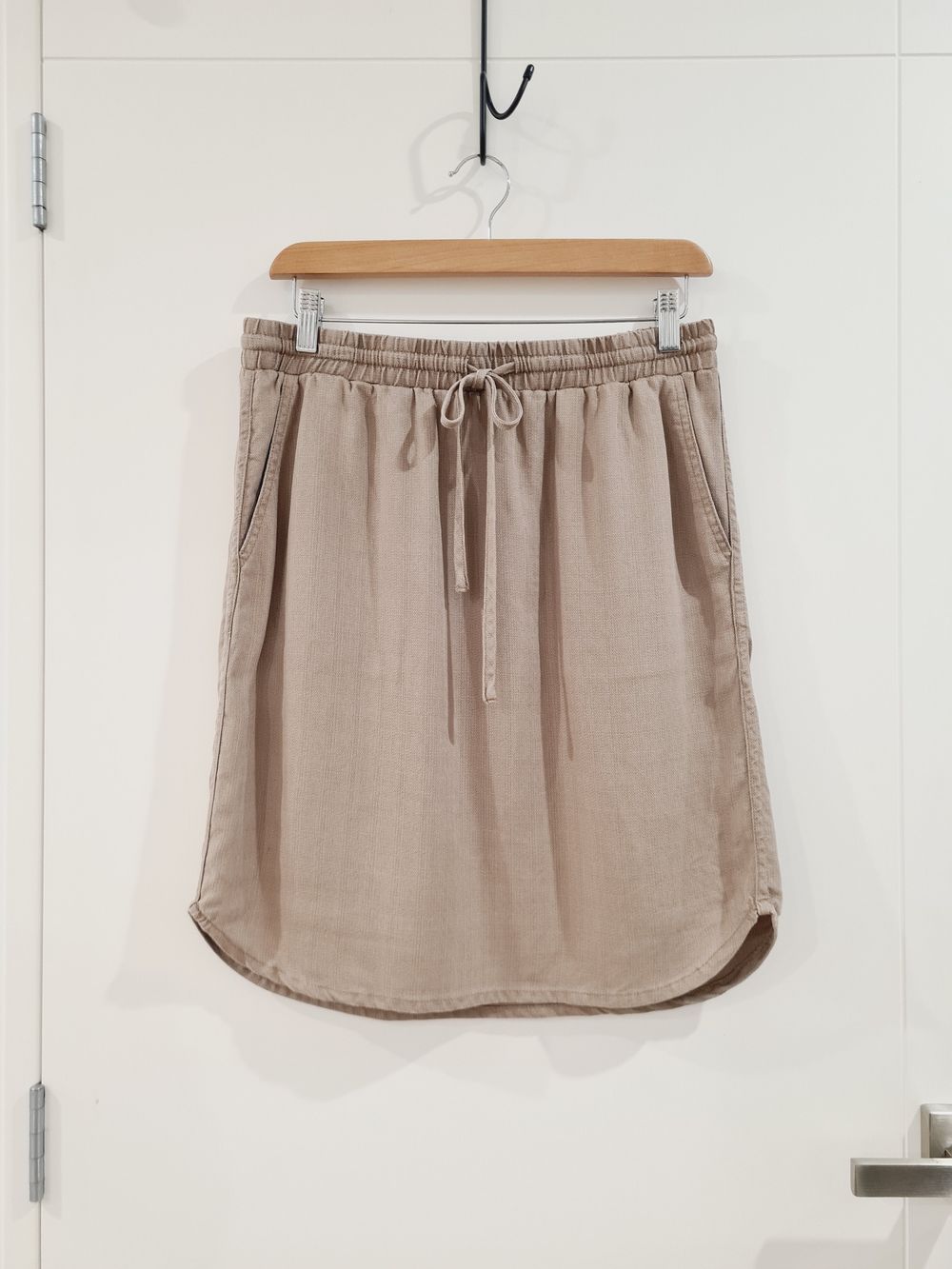MAX beige lyocell casual skirt