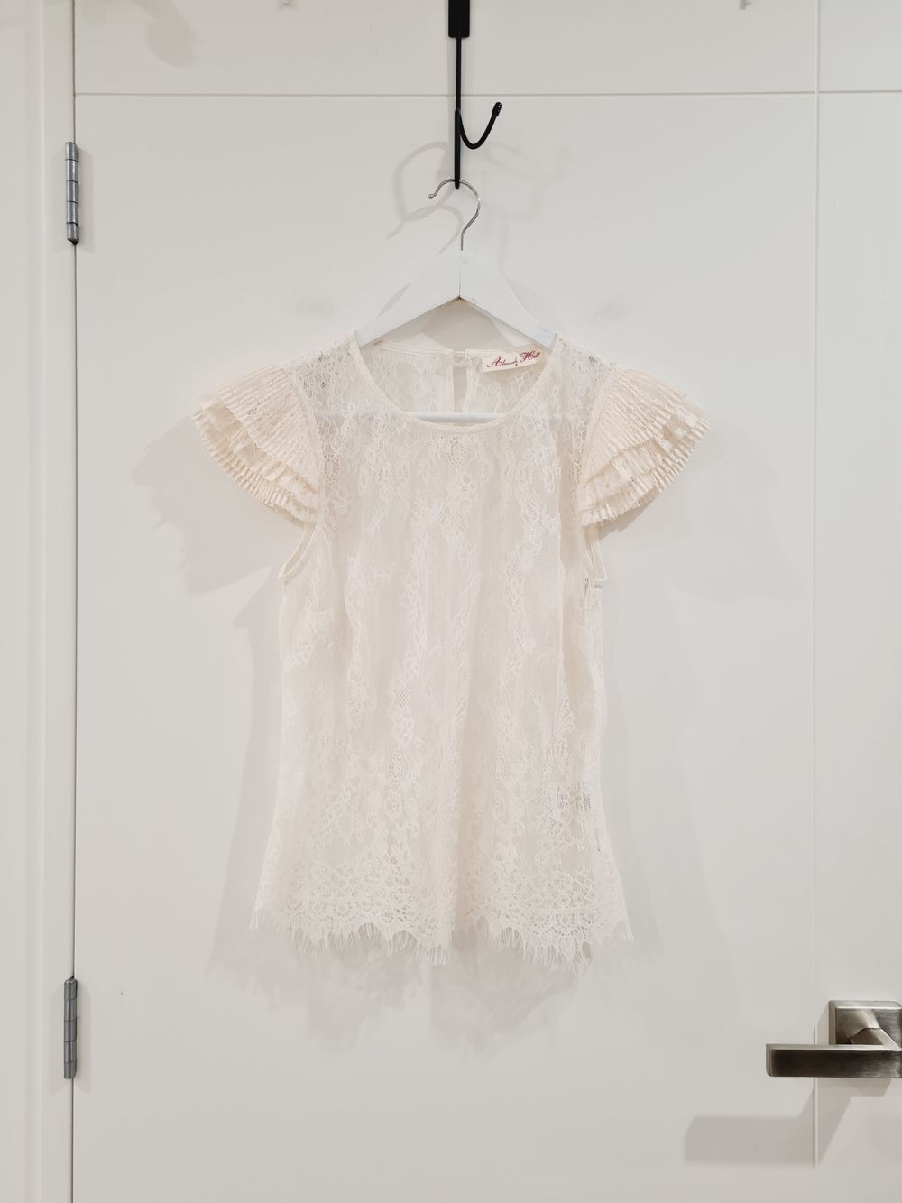 Alannah Hill Peach/Ivory Lace Short Sleeve Dressy Top size 6