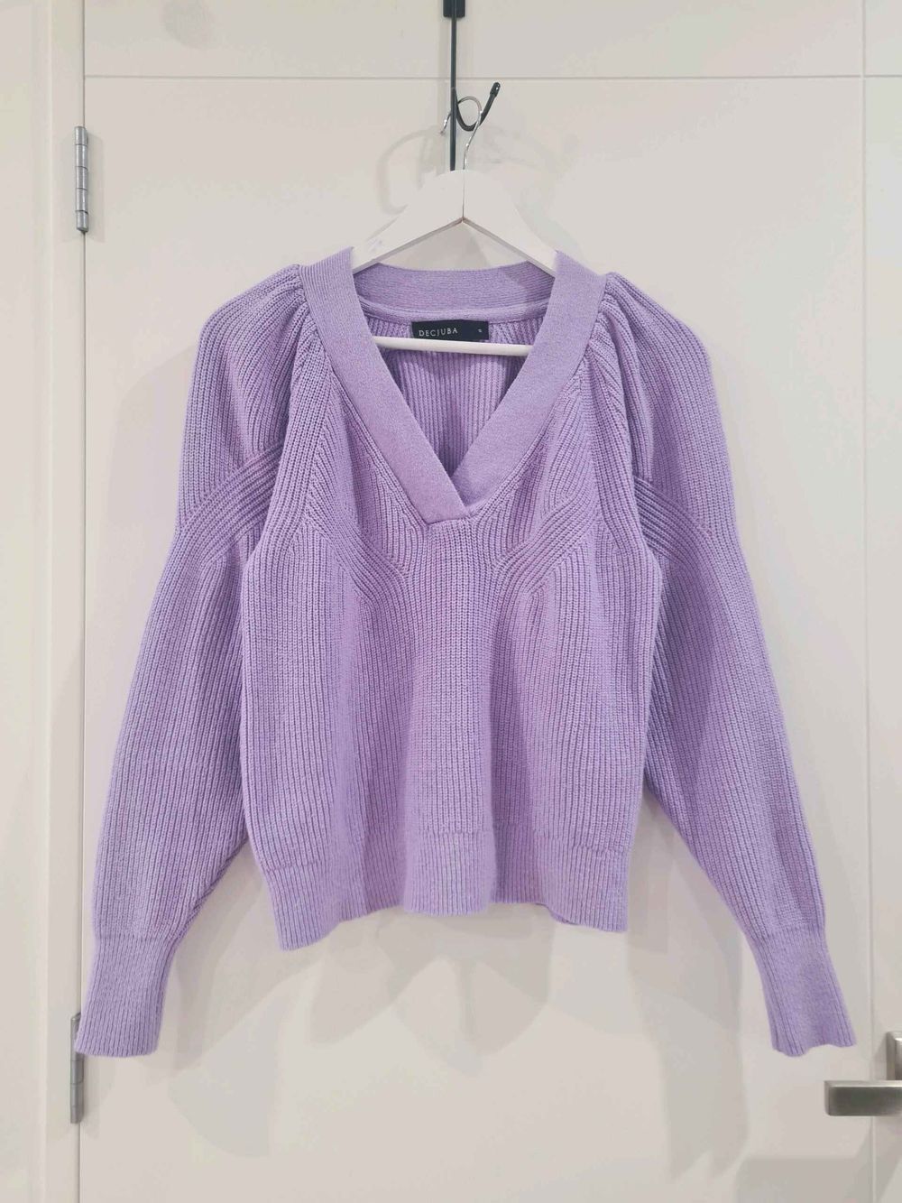 Decjuba Lilac Violet V neck Puff Sleeve Cotton Jumper size S