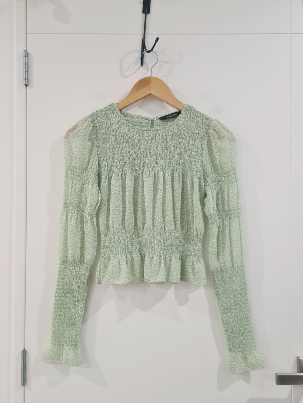 Glassons Apple Green Shirred Detail Top – Size 6