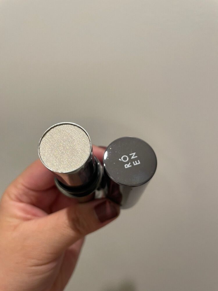 New Roen Highlighter Balm