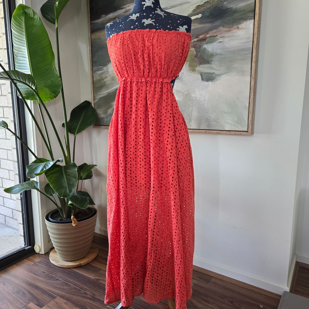 strapless open back dress Avenelle Red Maxi Dress with Gloves for Evening Glamour