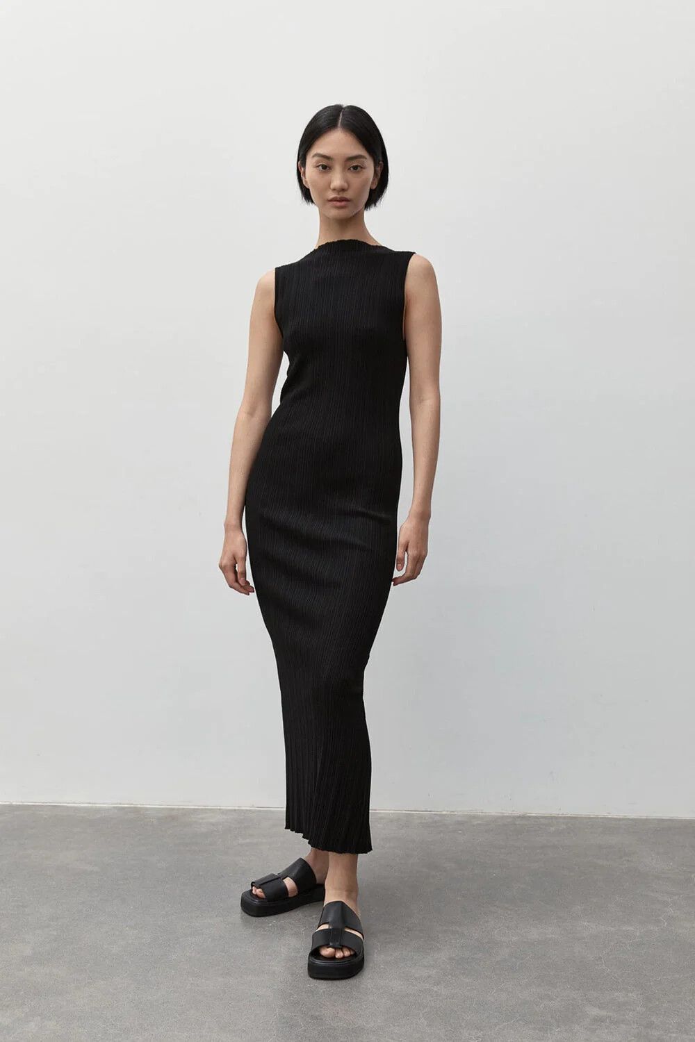 St. Agni - Vas Knit Dress on Designer Wardrobe St. Agni - Vas Knit Dress on Designer Wardrobe